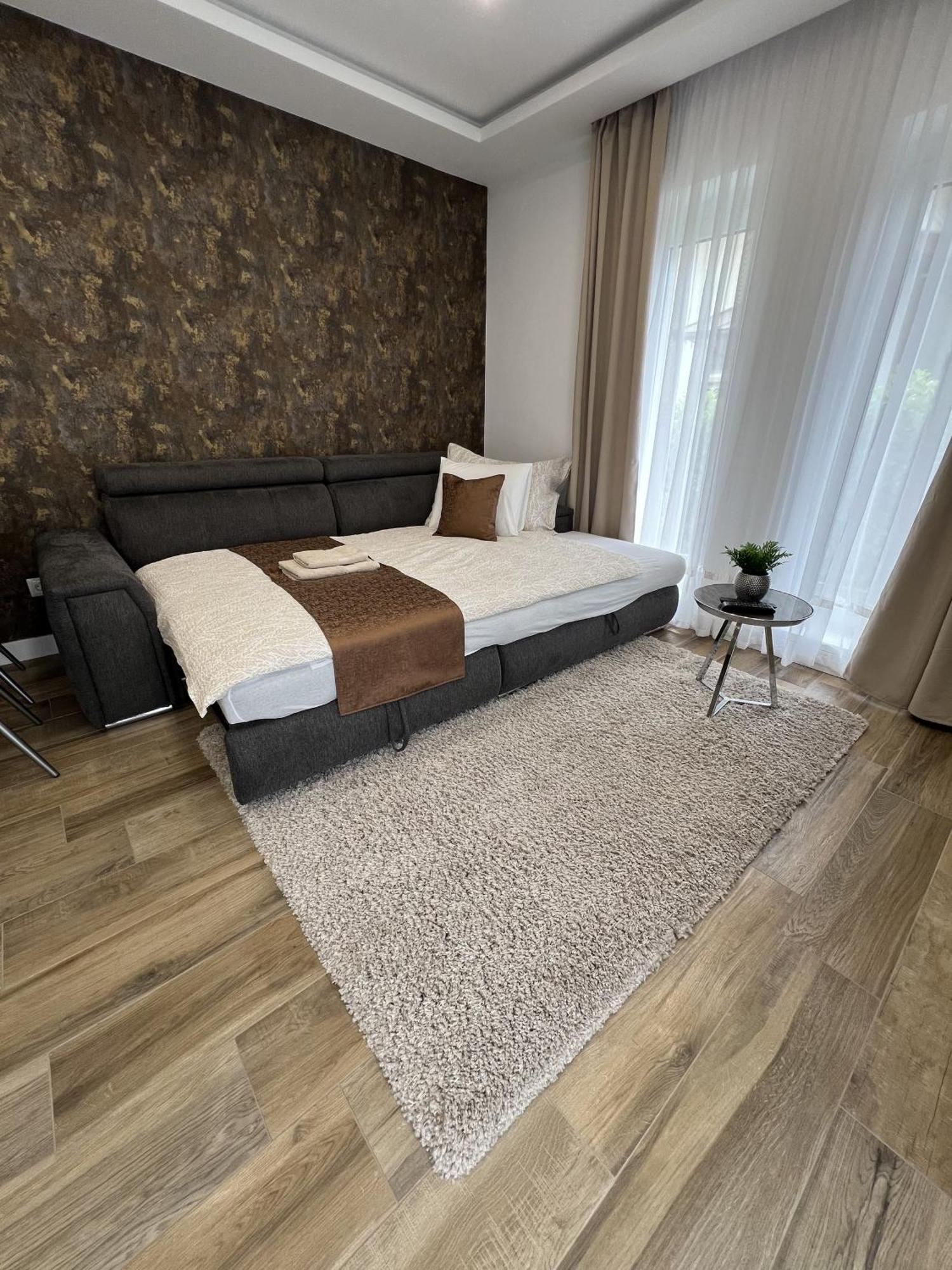 True Gem At The Airport Apartment Budapesta Exterior foto