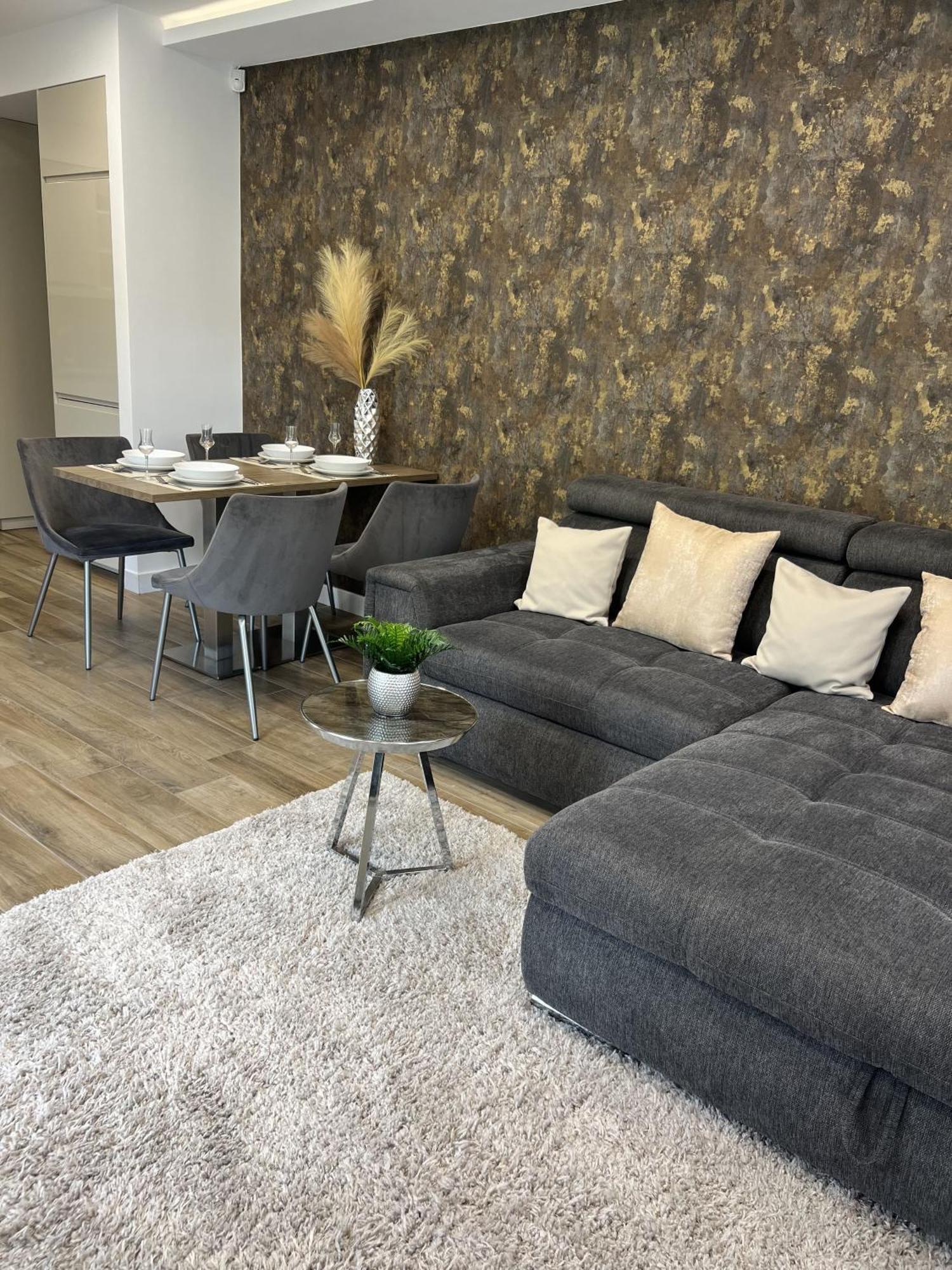 True Gem At The Airport Apartment Budapesta Exterior foto